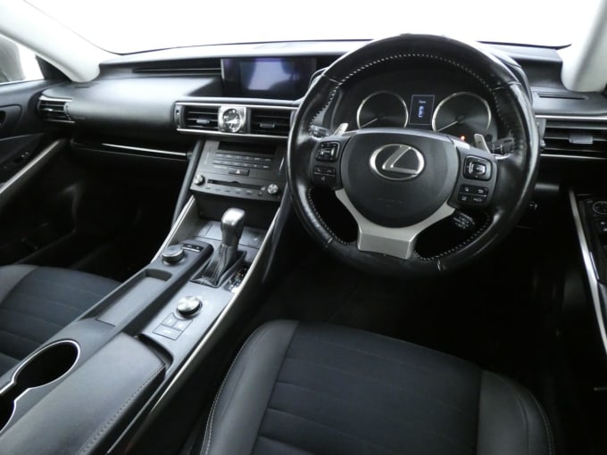 2025 Lexus Is