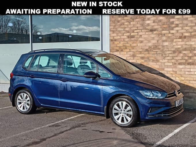 2025 Volkswagen Golf Sv