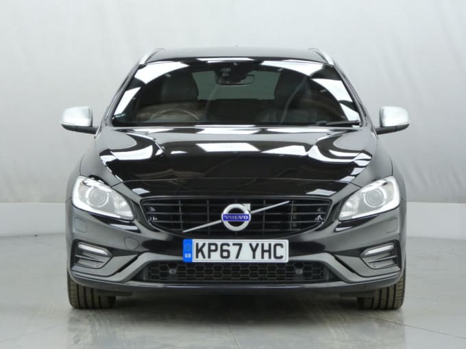 2025 Volvo V60