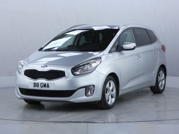 2025 Kia Carens