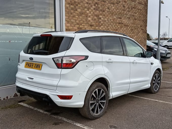 2025 Ford Kuga