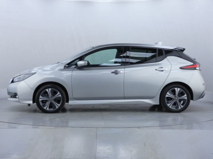 2025 Nissan Leaf