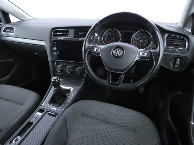 2025 Volkswagen Golf