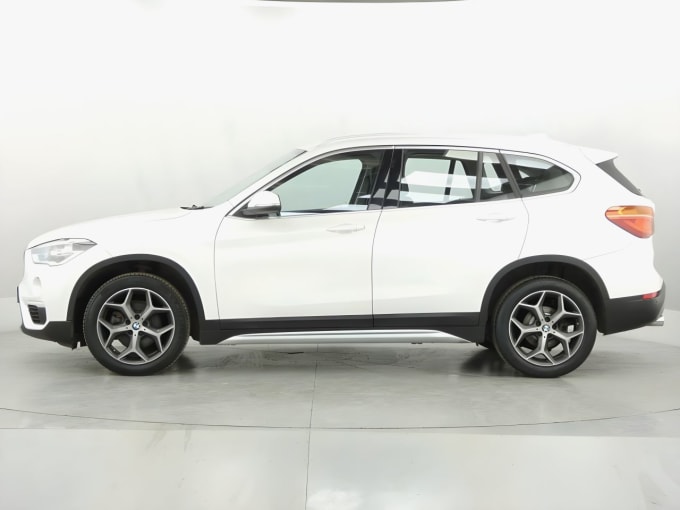 2025 BMW X1