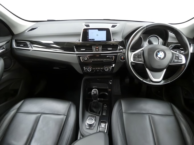 2025 BMW X1
