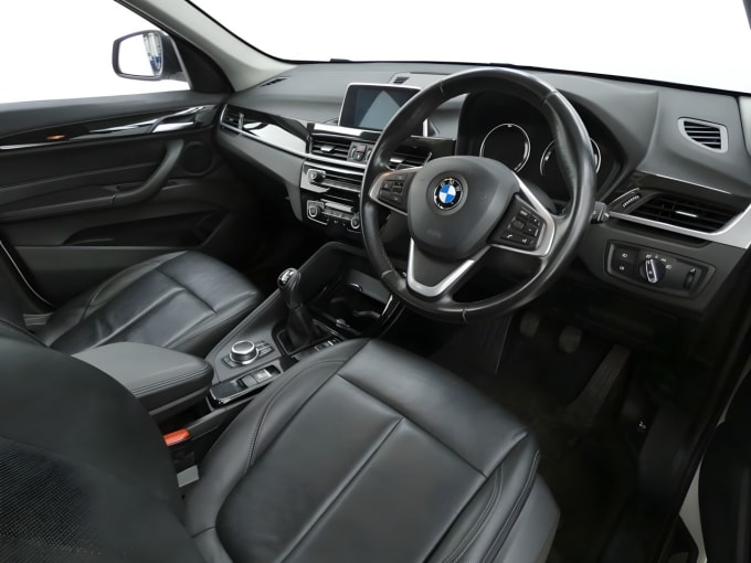 2025 BMW X1