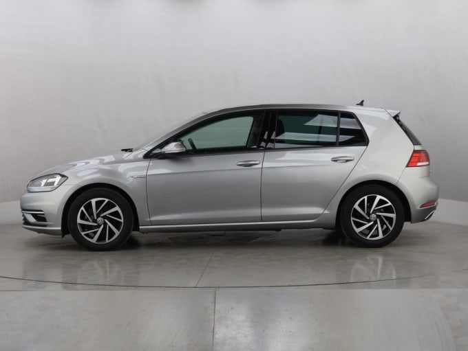2025 Volkswagen Golf