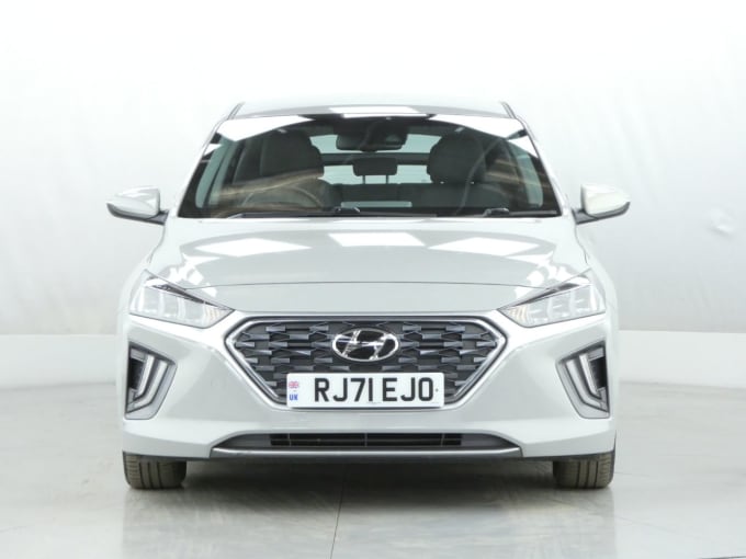 2025 Hyundai Ioniq