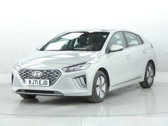 2025 Hyundai Ioniq