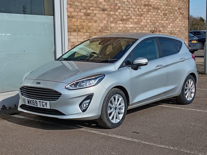 2025 Ford Fiesta