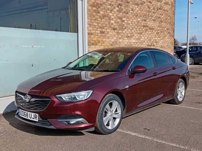 2025 Vauxhall Insignia