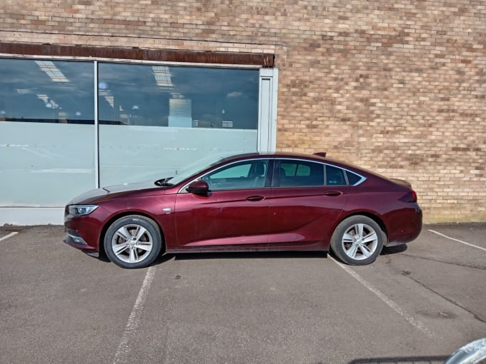 2025 Vauxhall Insignia