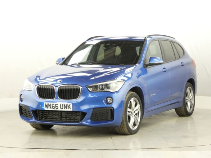 2025 BMW X1