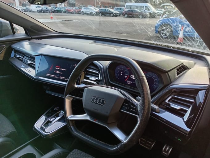 2025 Audi Q4 E-tron