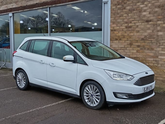 2025 Ford Grand C-max