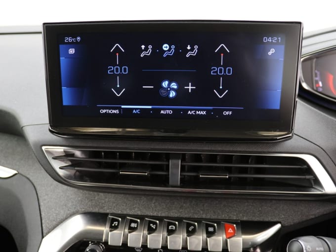 2025 Peugeot 5008
