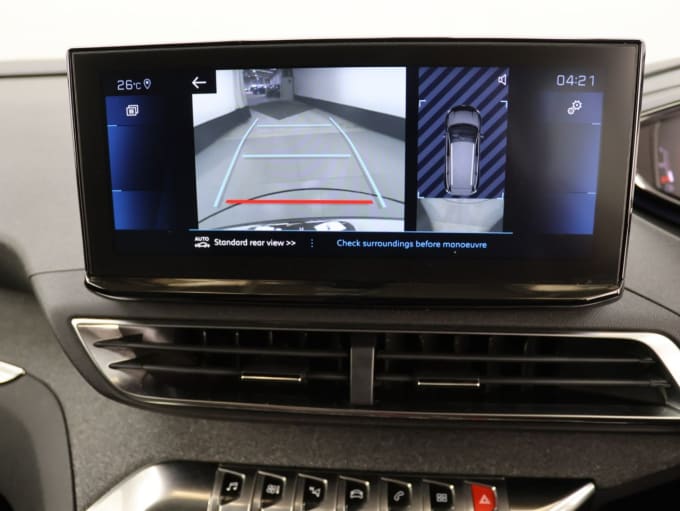 2025 Peugeot 5008