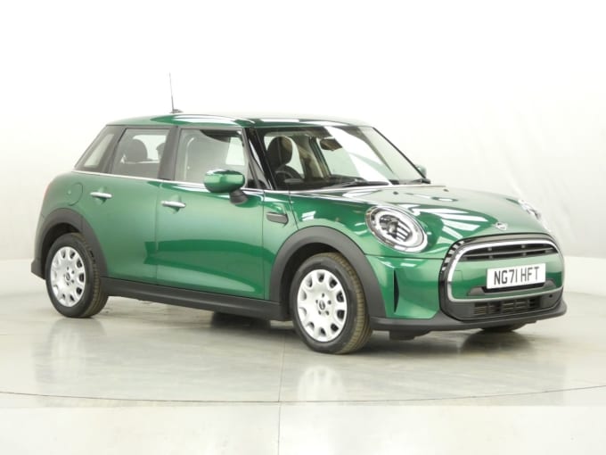 2025 Mini Hatch