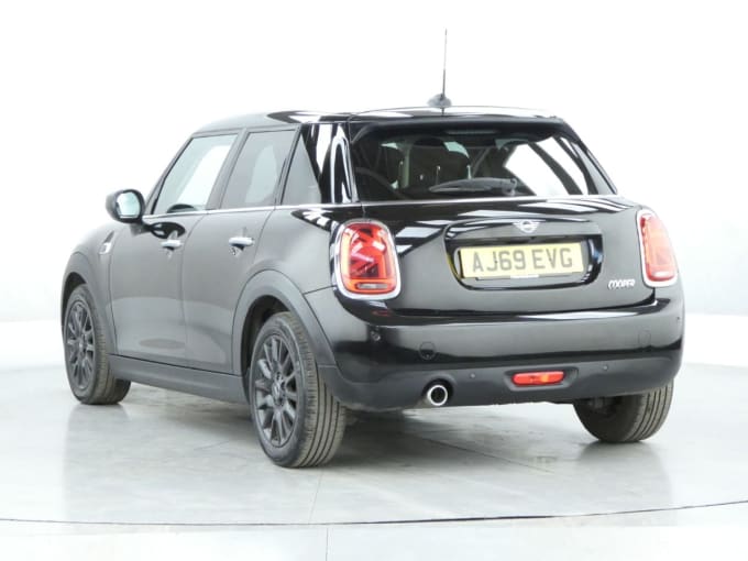 2025 Mini Hatch