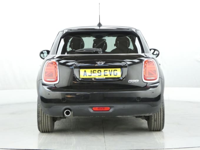 2025 Mini Hatch