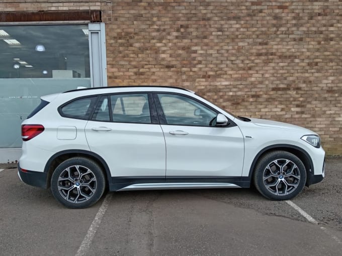 2025 BMW X1