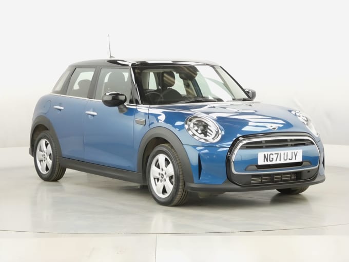 2025 Mini Hatch