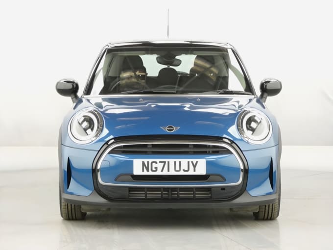 2025 Mini Hatch