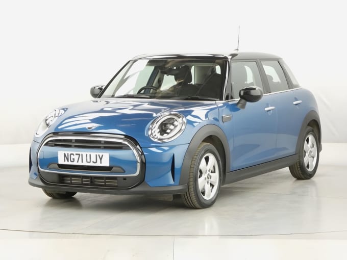 2025 Mini Hatch