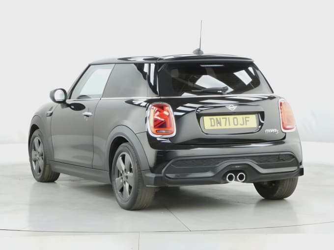 2025 Mini Hatch