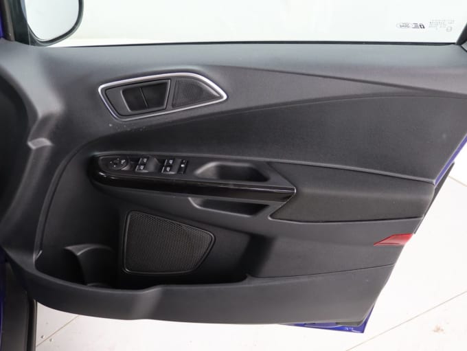 2025 Ford B-max