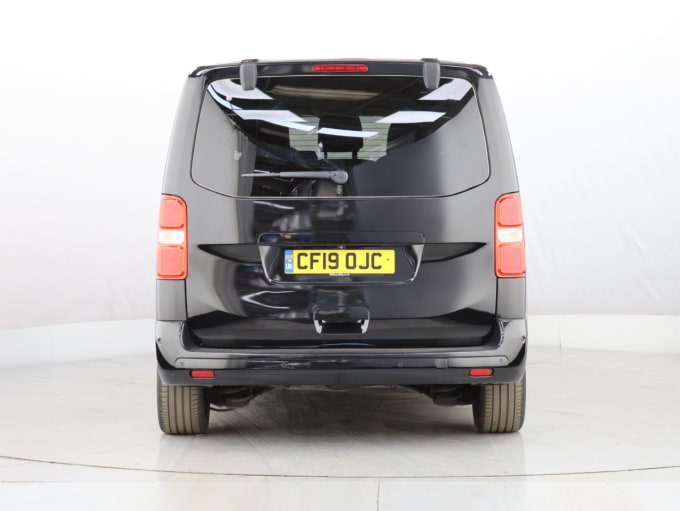 2025 Peugeot Traveller