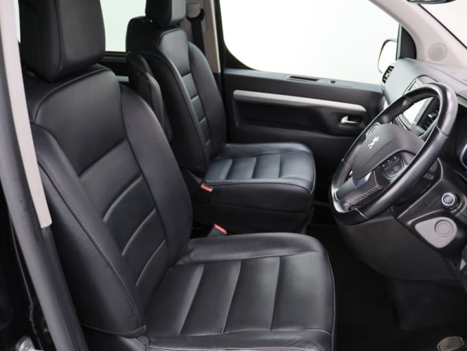 2025 Peugeot Traveller