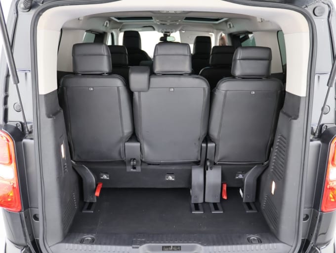 2025 Peugeot Traveller