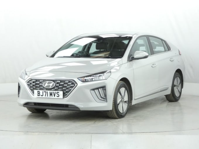 2025 Hyundai Ioniq