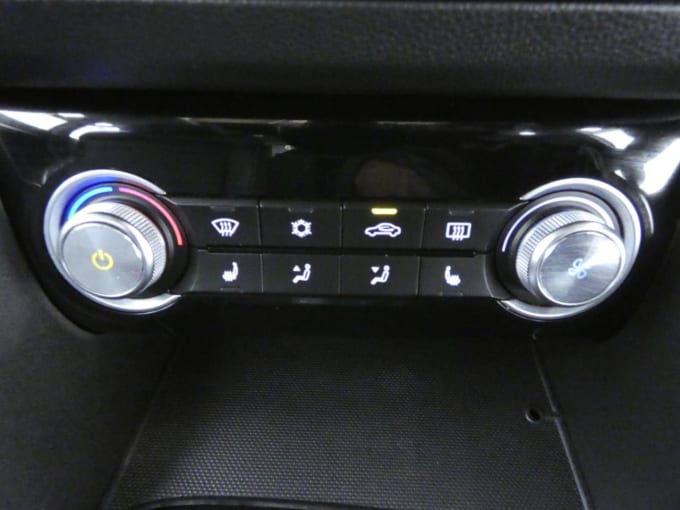 2025 Mg Mg Zs
