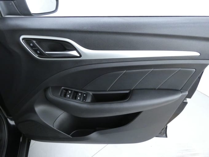 2025 Mg Mg Zs