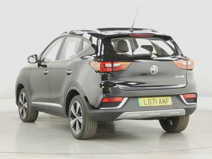 2025 Mg Mg Zs