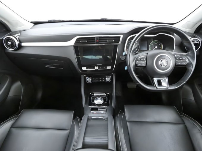 2025 Mg Mg Zs