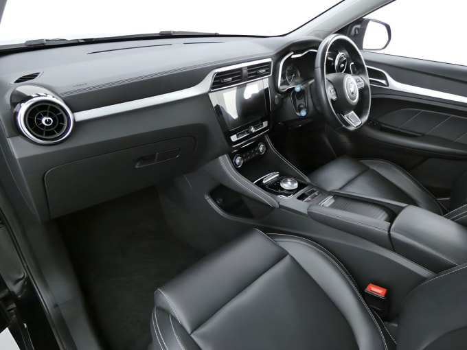 2025 Mg Mg Zs