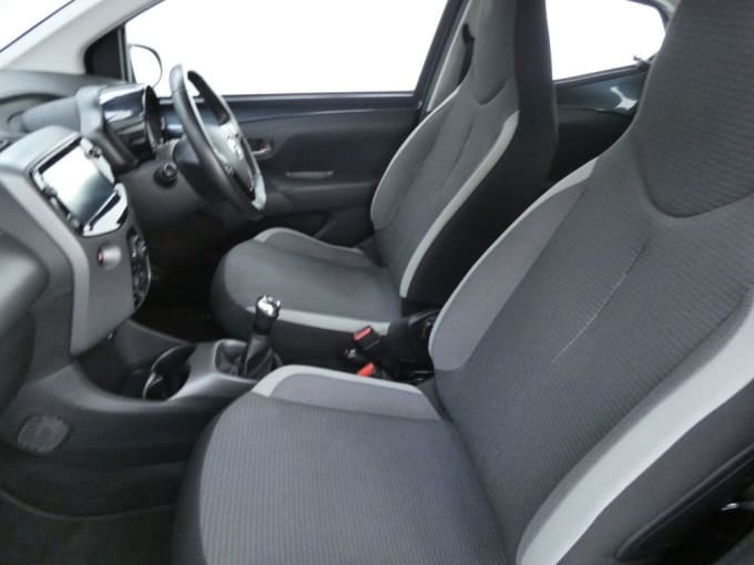 2025 Toyota Aygo