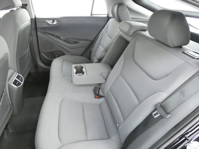 2025 Hyundai Ioniq