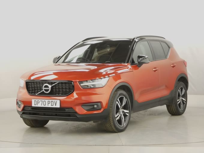 2025 Volvo Xc40