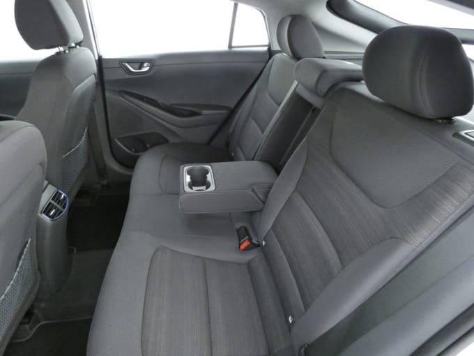 2025 Hyundai Ioniq