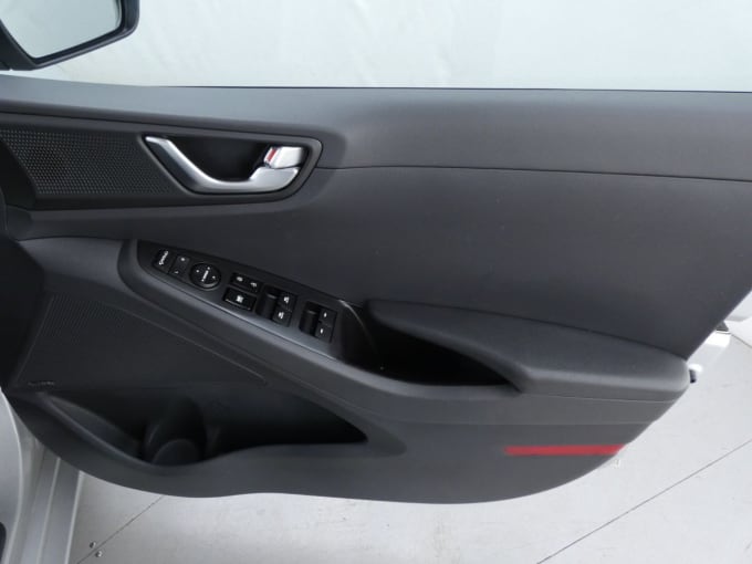 2025 Hyundai Ioniq
