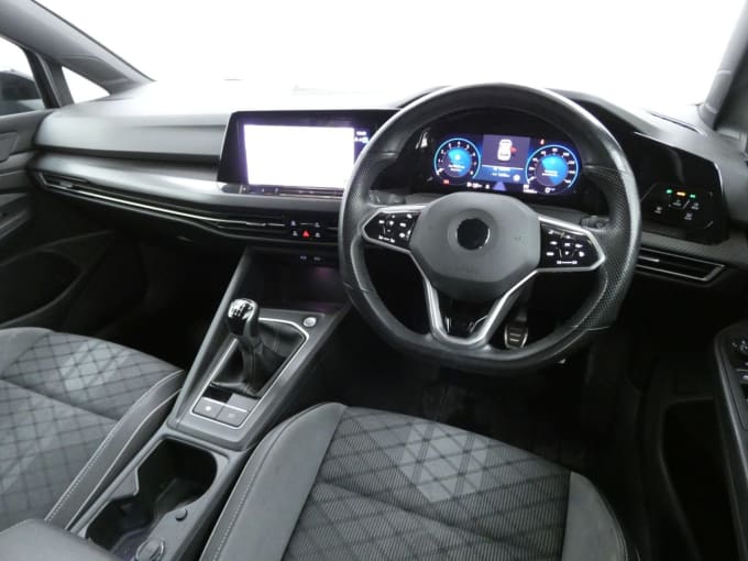 2025 Volkswagen Golf