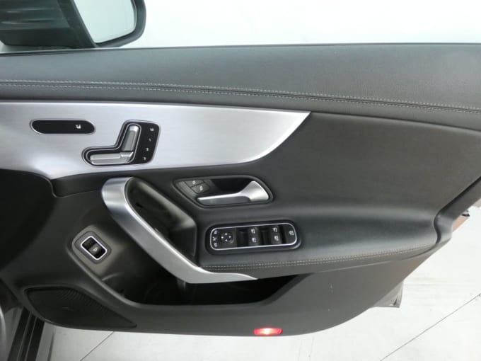 2025 Mercedes-benz Cla