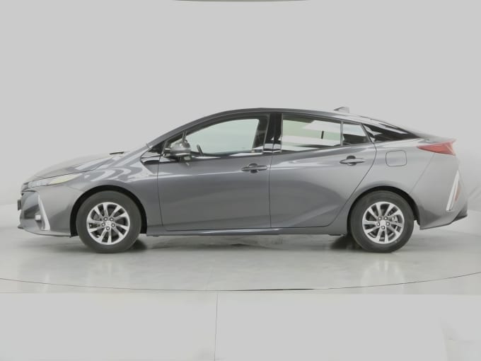 2025 Toyota Prius