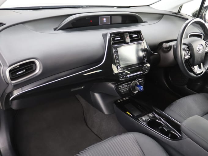 2025 Toyota Prius