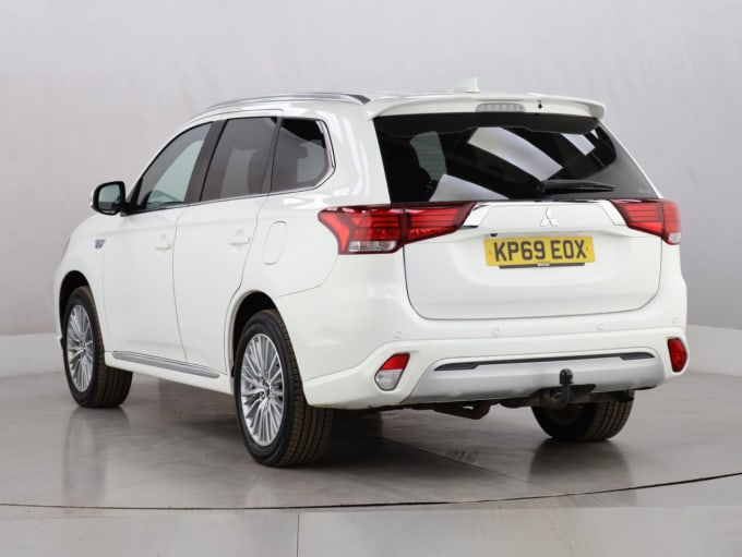 2025 Mitsubishi Outlander