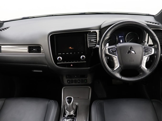 2025 Mitsubishi Outlander